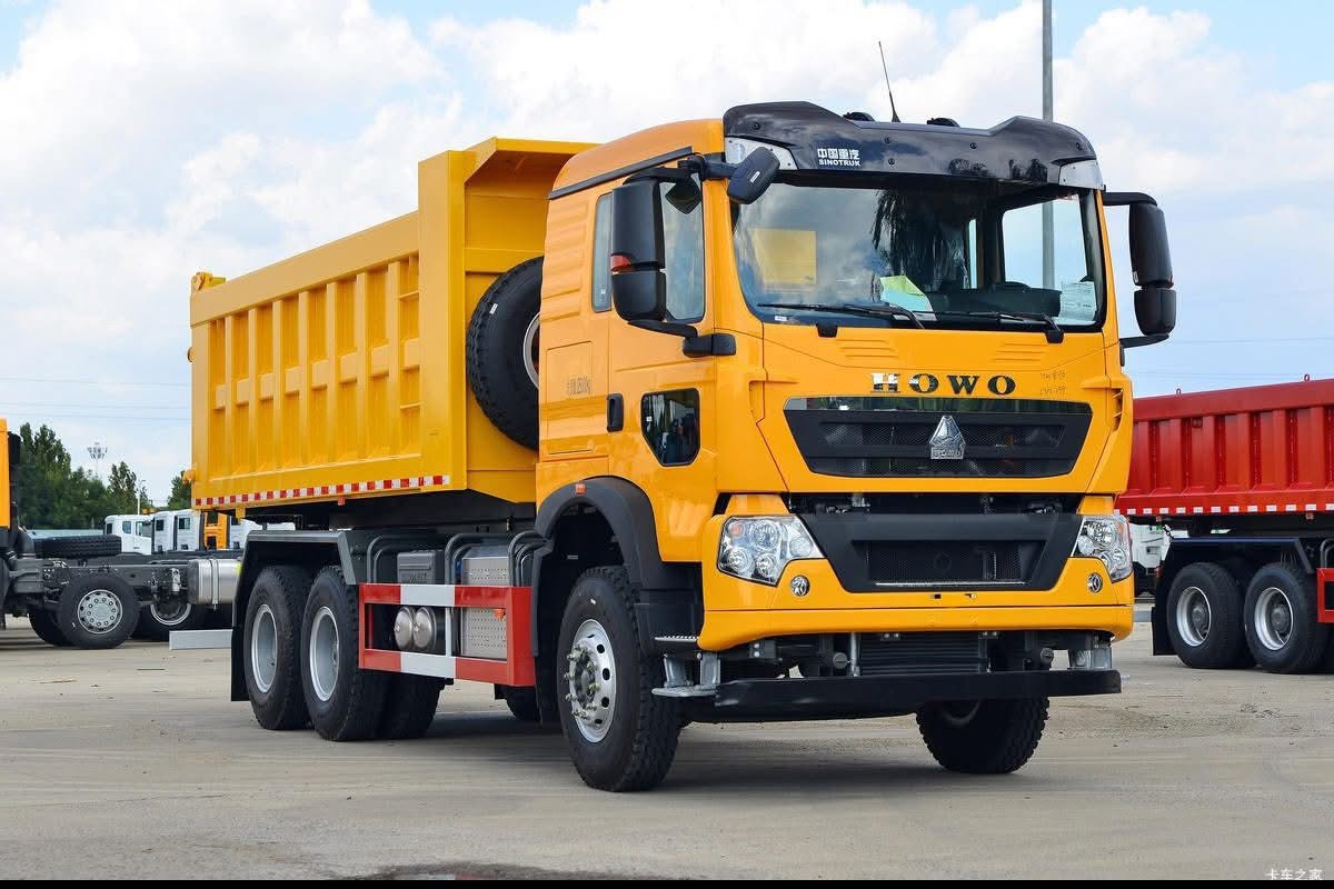 Used Remanufactured SINOTRUK HOWO TX 6X4 Dump Truck For Overseas Mine Construction Earthwork Export In Stock
