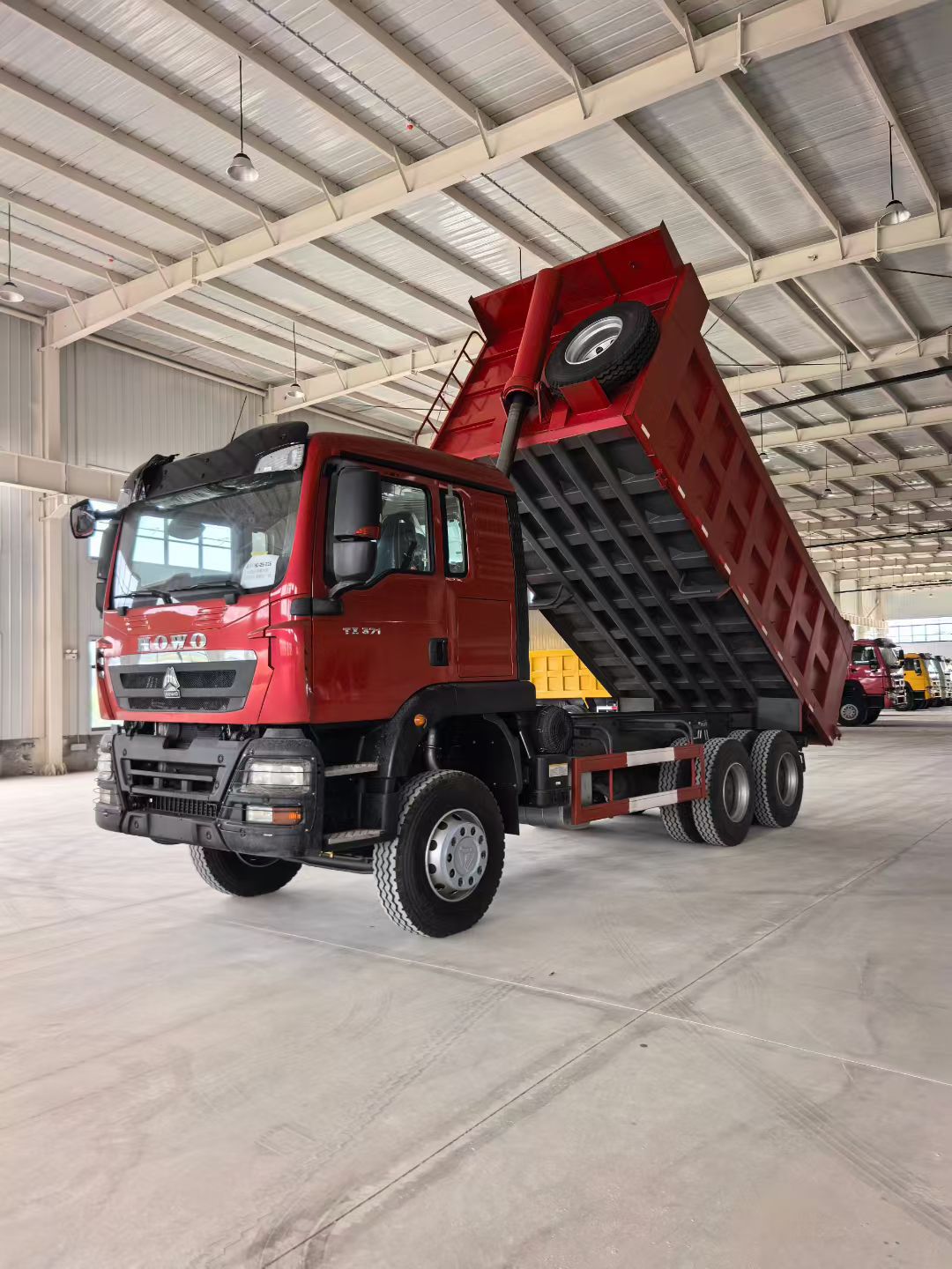 Remanufactured SINOTRUK HOWO TX 6X4 Dump Truck