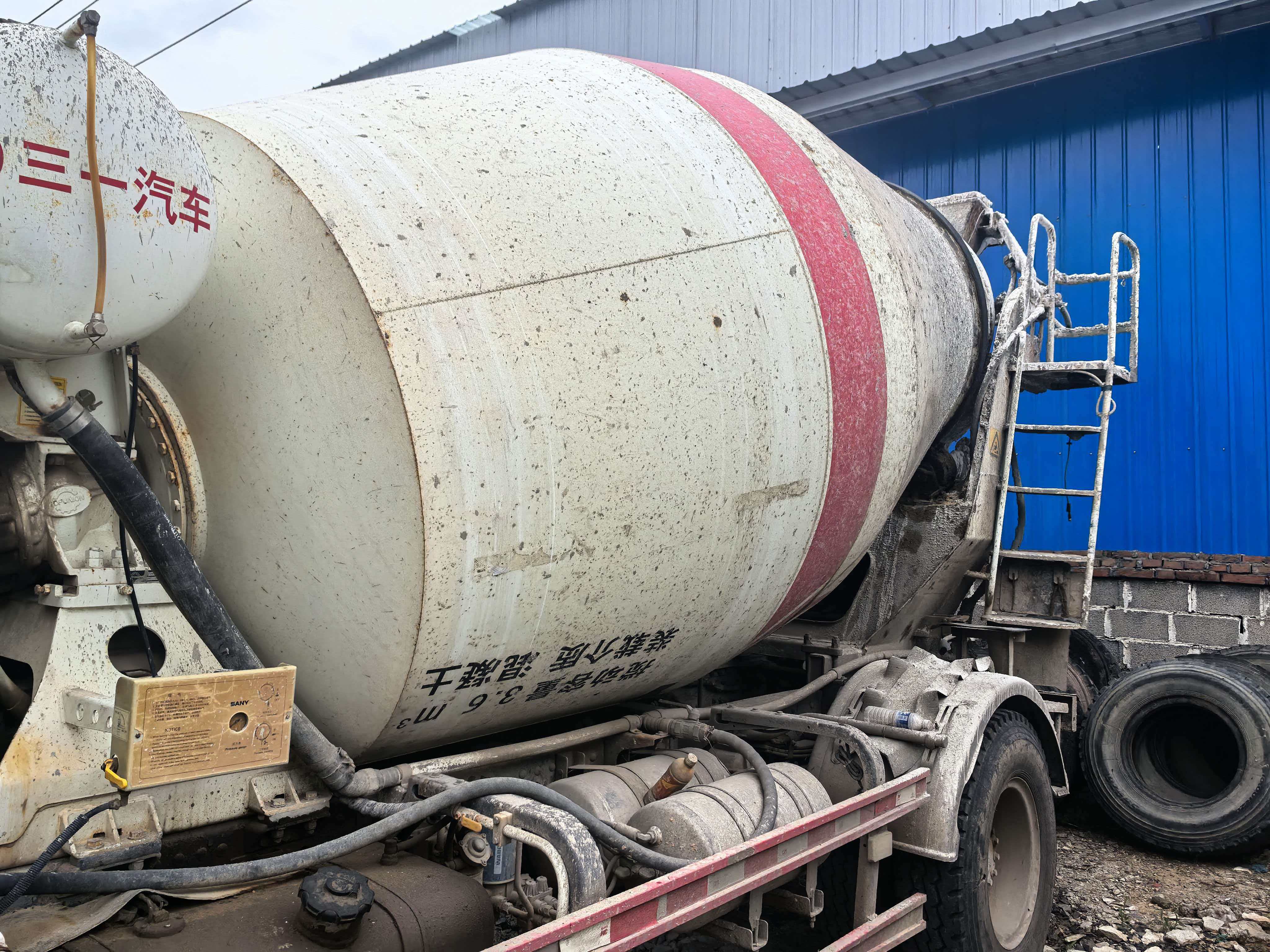 2024 Used SANY 4×2 Mini Concrete Mixer Truck 190HP Weichai Engine Short-Distance Cement Mix Tanker For Rural Construction Export