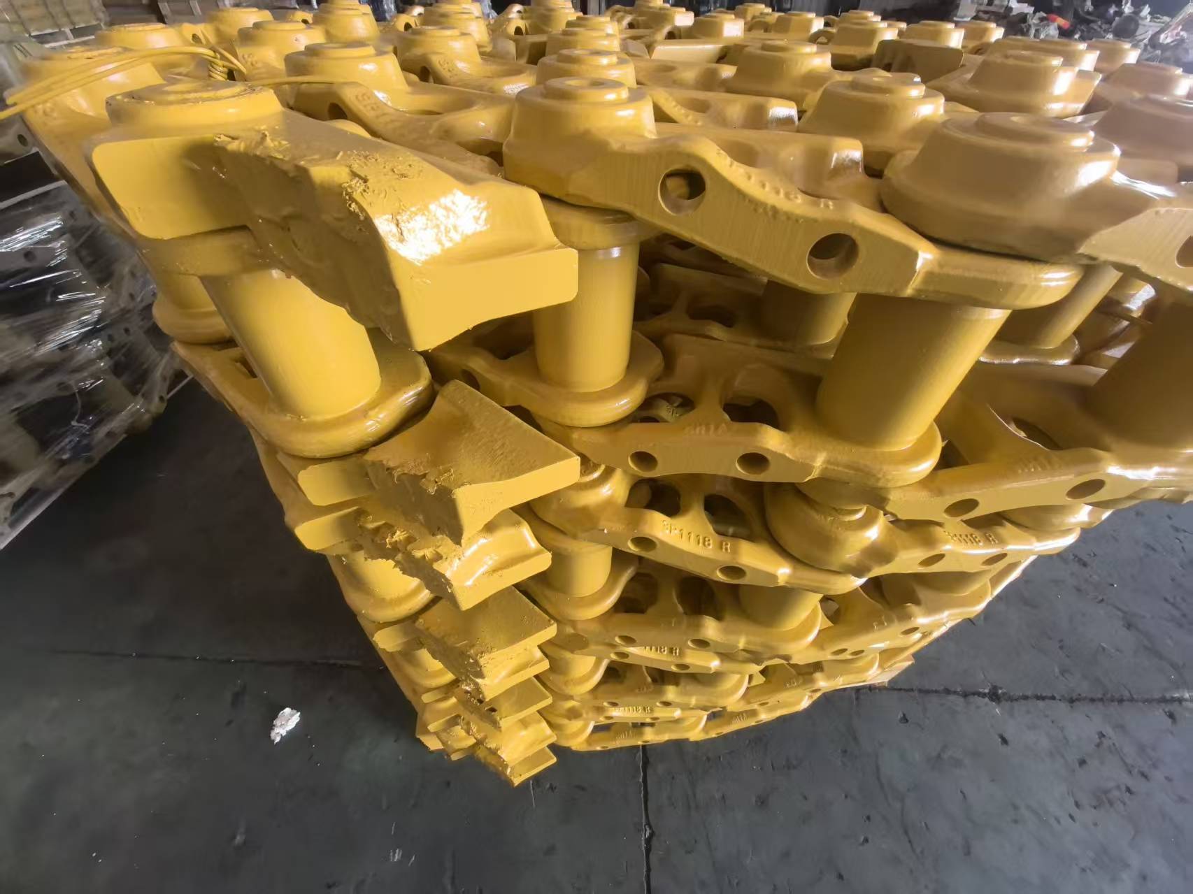 Bulldozer Track Chain Assembly For Komatsu D Series & CAT D Series Heavy Equipment Undercarriage Spare Parts Export