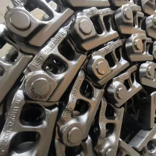 Excavator Track Chain Assembly Heavy Equipment Undercarriage Link Track For Komatsu CAT Hitachi Doosan Wear-Resistant Spare Parts Export