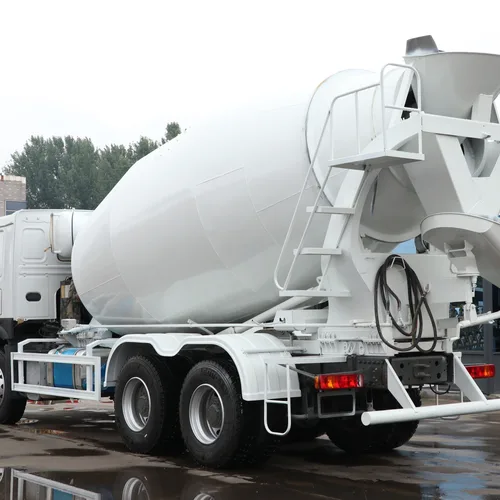 Used Remanufactured SINOTRUK HOWO 6X4 Concrete Mixer Truck Cement Mix Tanker For Overseas Construction Export In Stock
