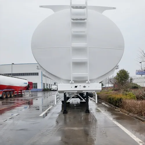 High-Quality Tanker Semi-Trailers Are Mainly Used for Various Liquid Media Such as Diesel, Gasoline, Palm Oil, Edible Oil, Chemical Liquids and Water.40000L 45000L  50000L  60000L