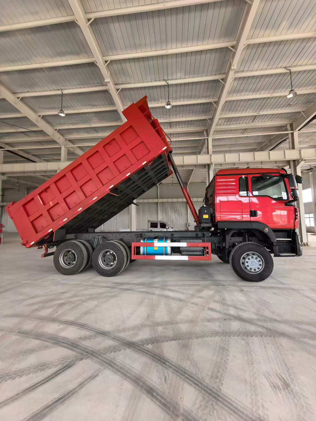 Remanufactured SINOTRUK HOWO TX 6X4 Dump Truck