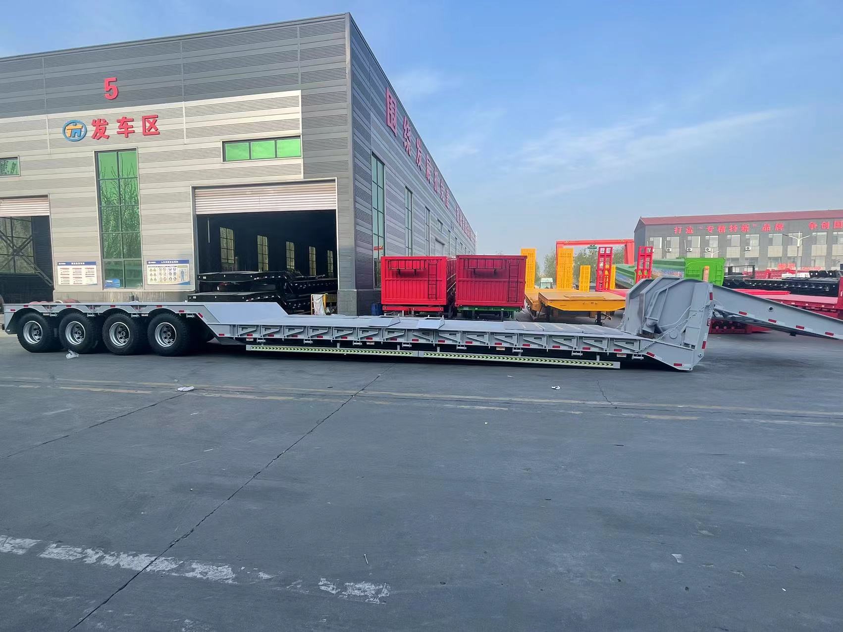 3 4 5axle Lowbed Semi Trailer 100 Ton Gooseneck Lowboy Flatbed Semi Trailer