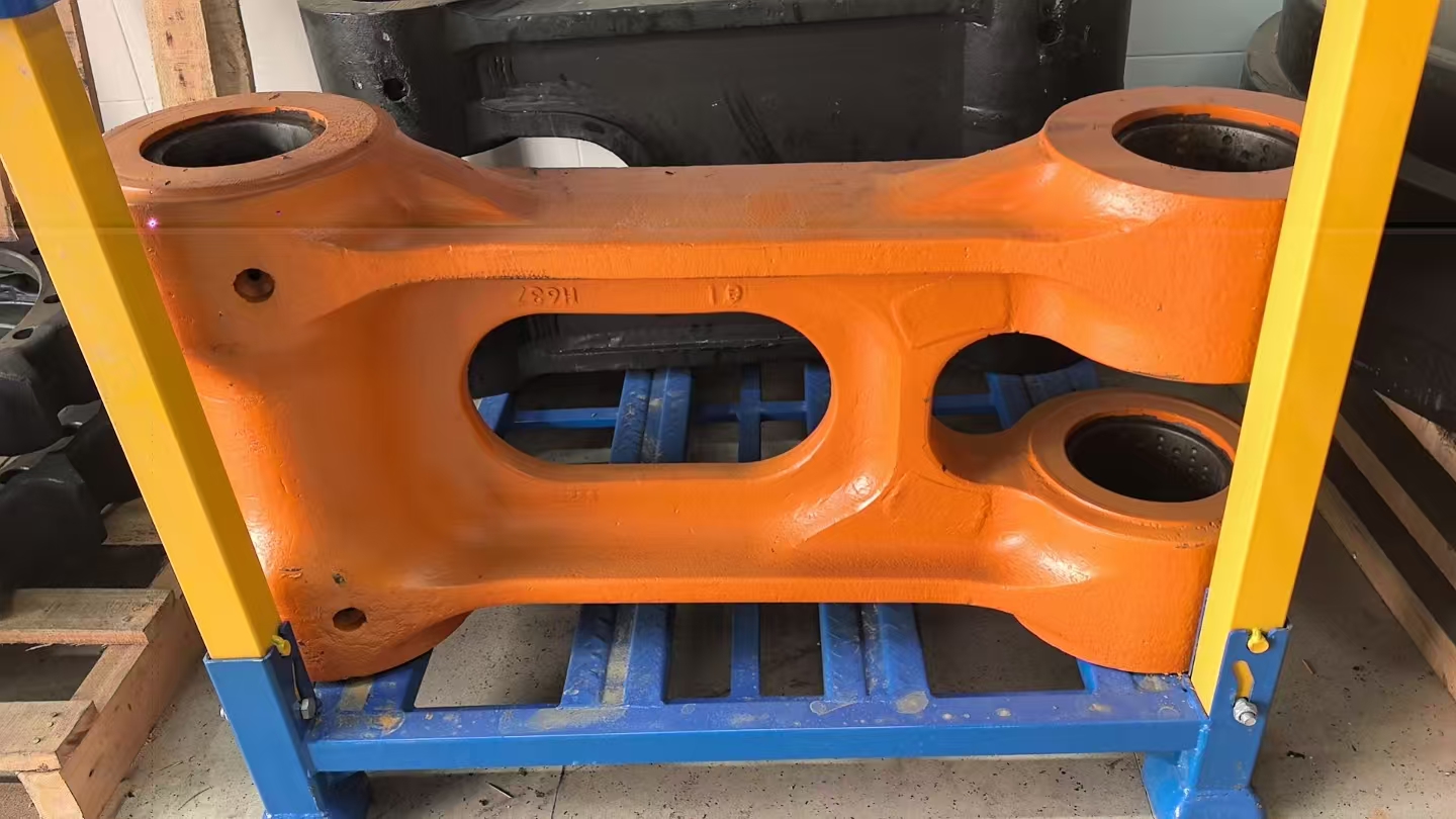 Excavator H Link & Bucket Linkage Assembly Bucket Connecting Rod For Komatsu CAT Hitachi Sany Construction Machinery Spare Parts Export
