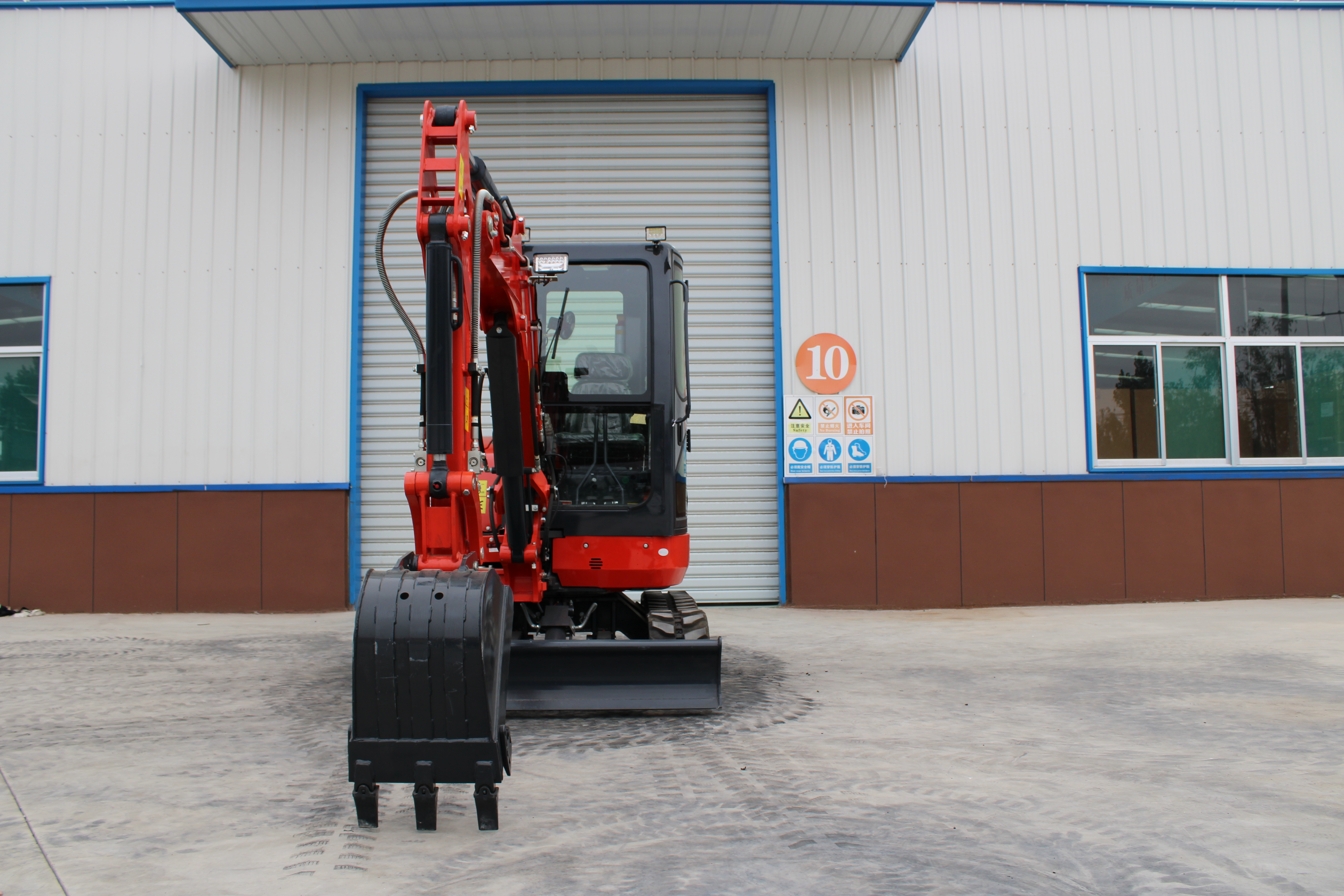 SL35JF-6P 3.5 Ton Fully Enclosed Cabin Mini Crawler Excavator, Small Digger With Air Condition For Municipal Engineering Orchard Greenhouse Breaking & Trenching Export