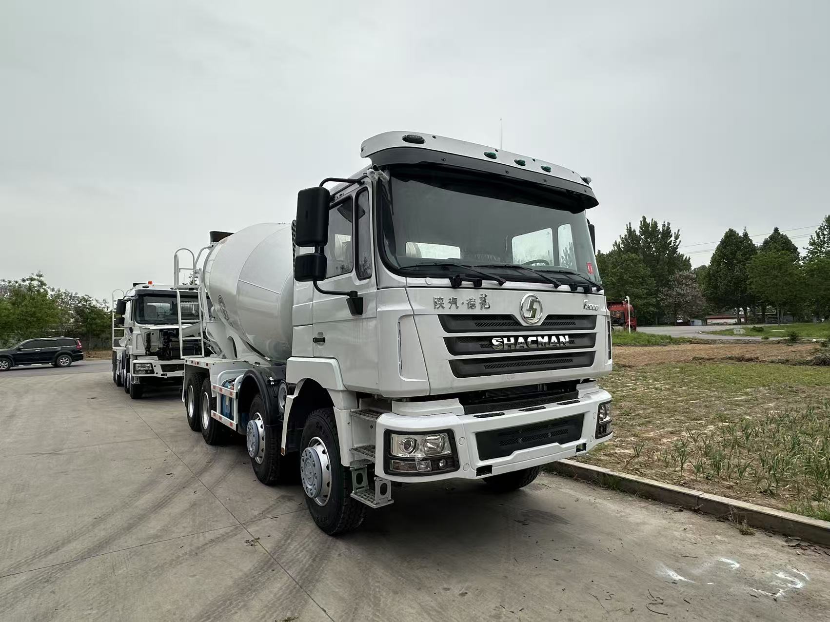 SHACMAN F3000 6×4 Concrete Mixer Truck 8 Cubic Meter With WP10 340HP Euro II Engine For Africa Construction