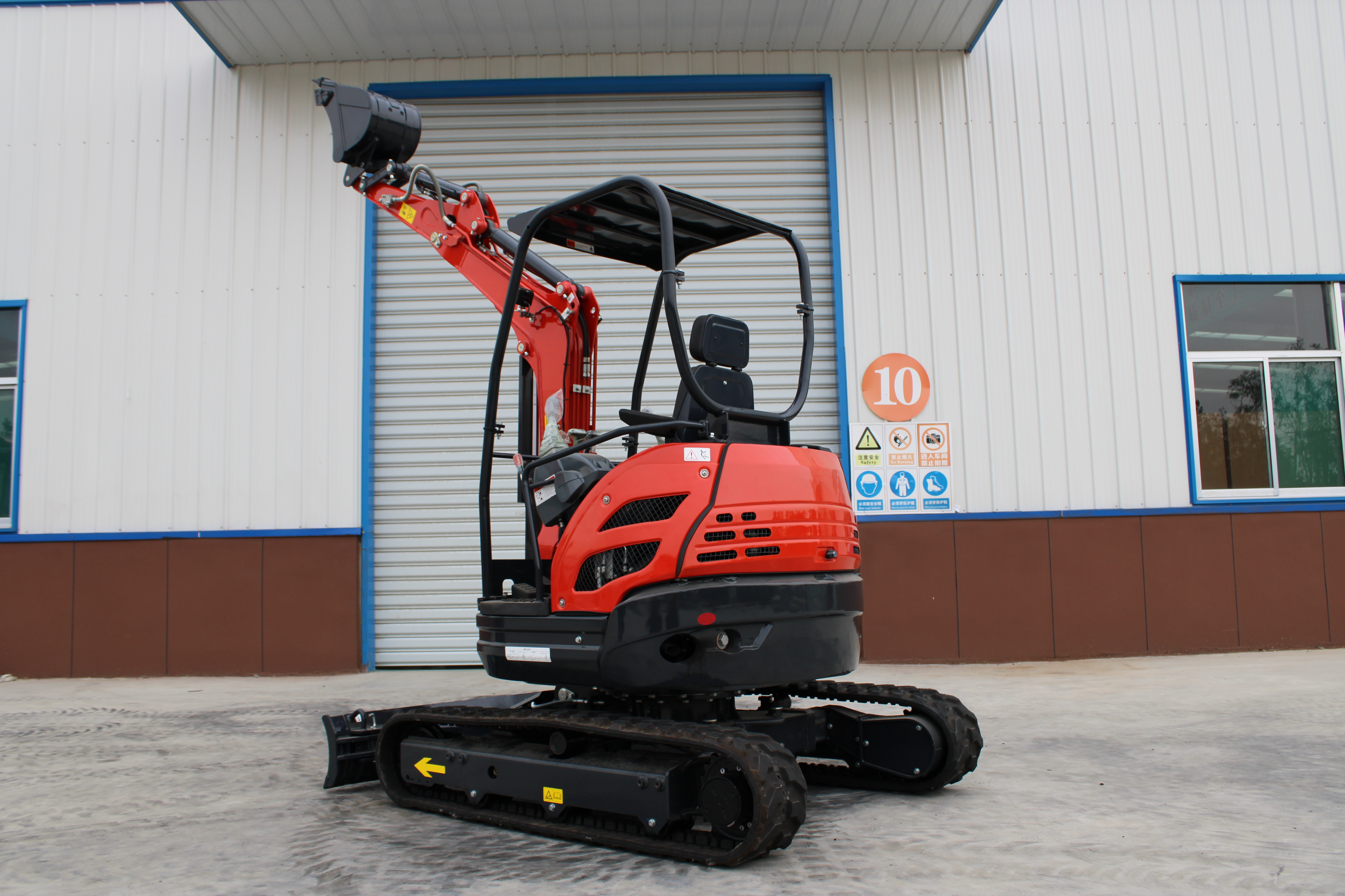 WWG25JF-6PS 2.5 Ton Mini Crawler Excavator, Small Digger For Farm Orchard Municipal Breaking & Trenching Export