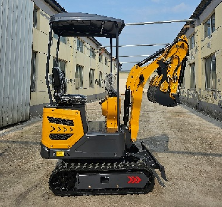 Model 13 Mini Excavator With Canopy 750kg Cast Iron Counterweight 1050mm Wide Chassis Yanmar 192 Mechanical Digger For Garden & Construction Export Wholesale