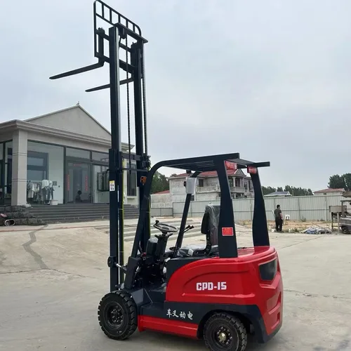 Four Wheel Electric Forklift, Lithium Battery Stacker, Factory Goods Lifting Truck