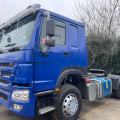 Sinotruk HOWO 4×2 Tractor Head ZZ4187V3617B1, 35 Ton Container Semi-trailer Tractor Truck With 371HP WD615 Euro III Engine