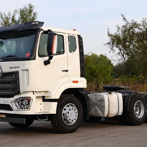 Sinotruk HOWO NX 6×4 Lightweight Tractor Head ZZ4257N3241W, 40 Ton Max Towing Container Semi-trailer Truck