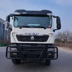 460HP MC11 HOWO TX 6×4 10-wheel Tractor Unit With 600L Aluminum Fuel Tank For Long-distance Logistics