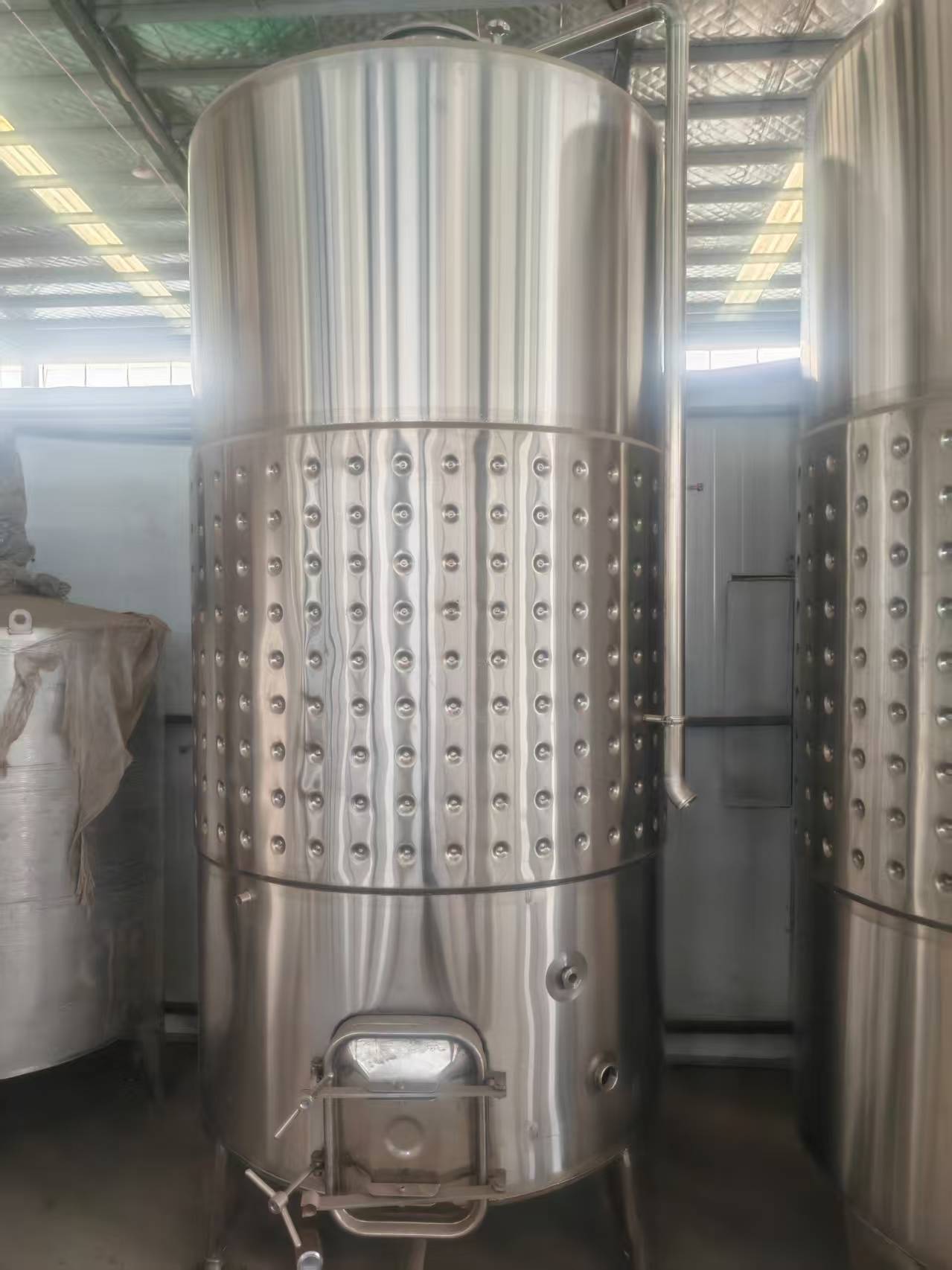 Stainless Steel Constant Temperature Fermentation Tank, Winery Wine Storage Vessel, Jacketed Cooling Wine Tank