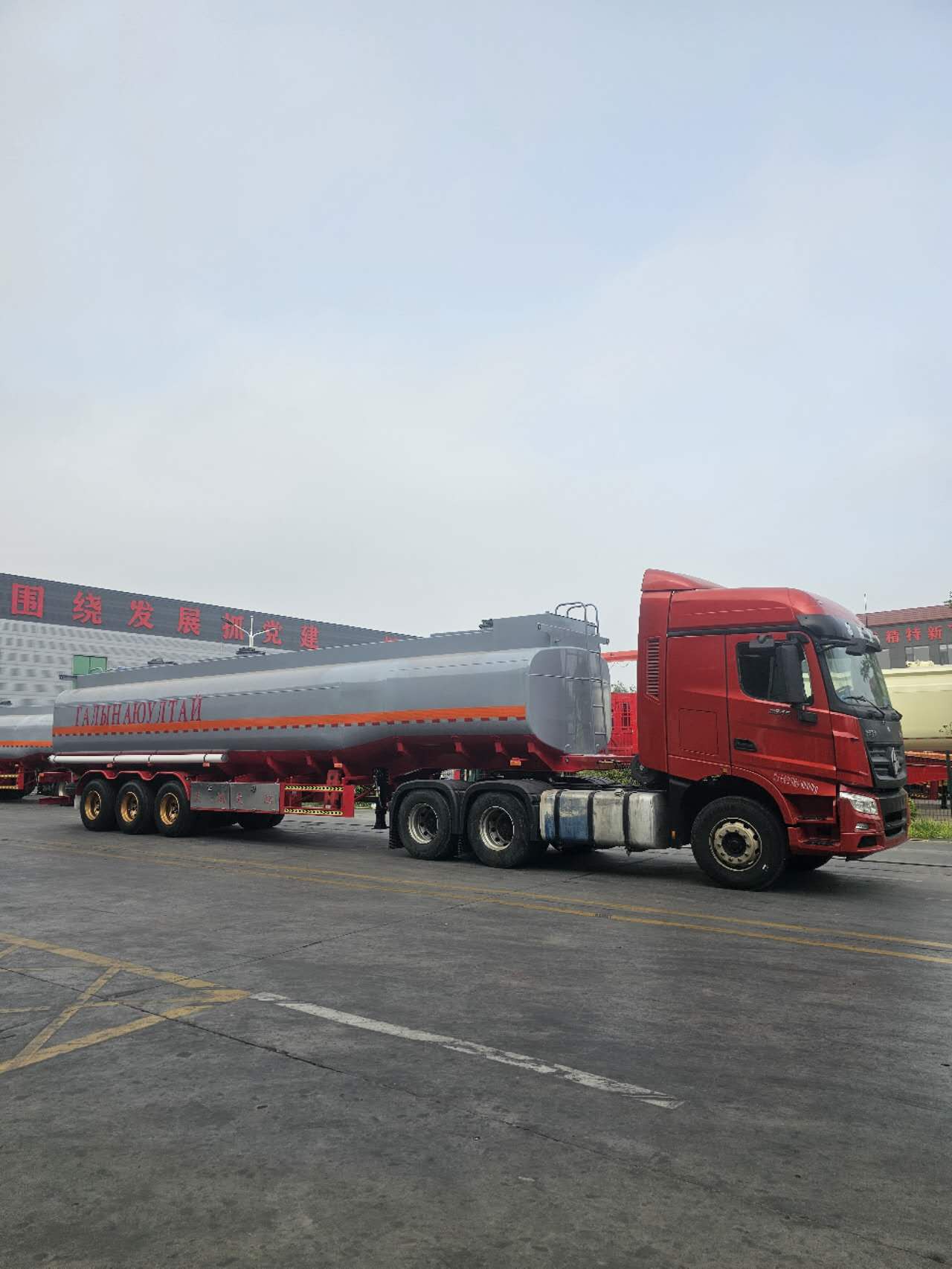55cbm 5-compartment fuel tanker truck for sale