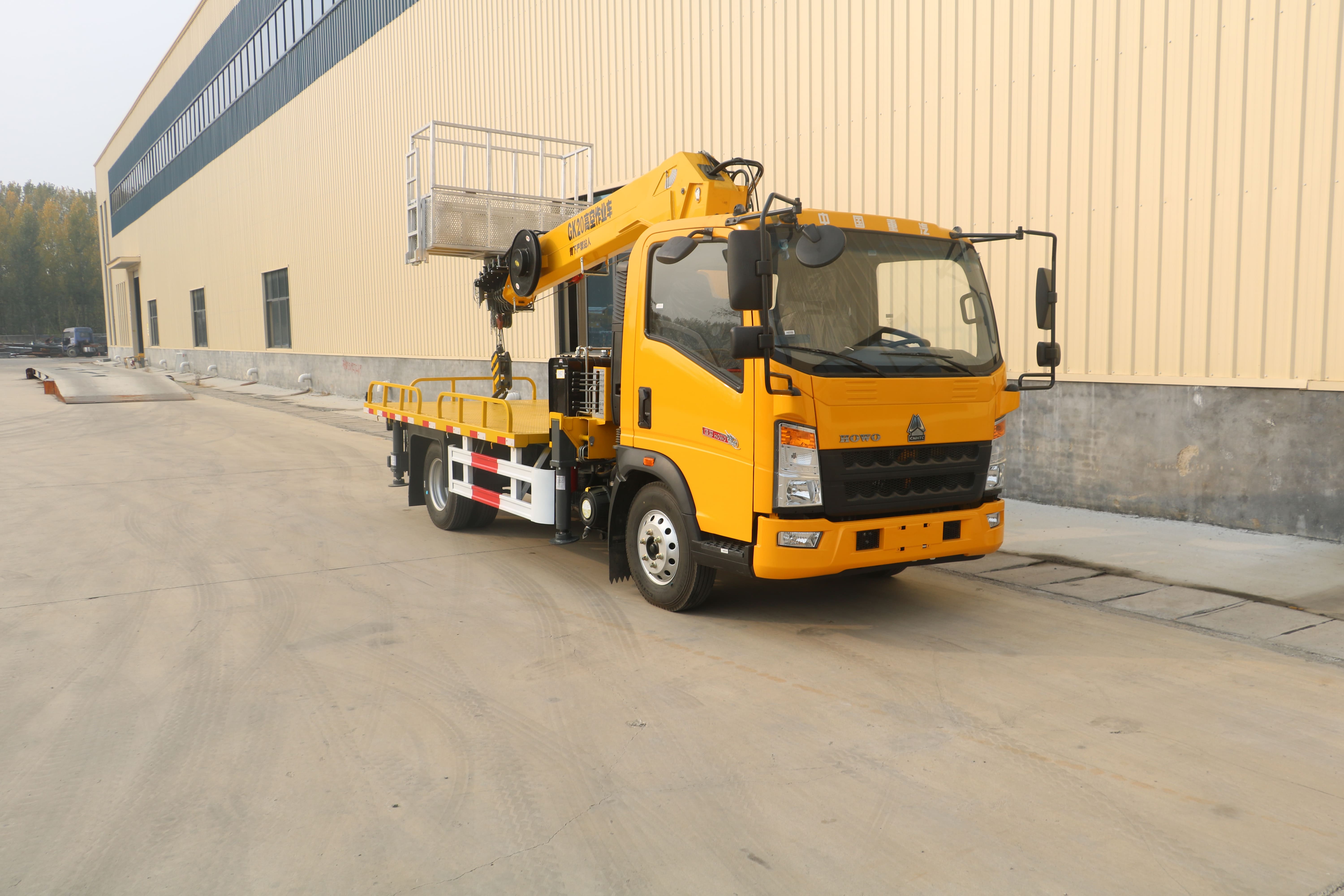 20m Aerial Platform Truck Telescopic Boom Aerial Truck with Basket