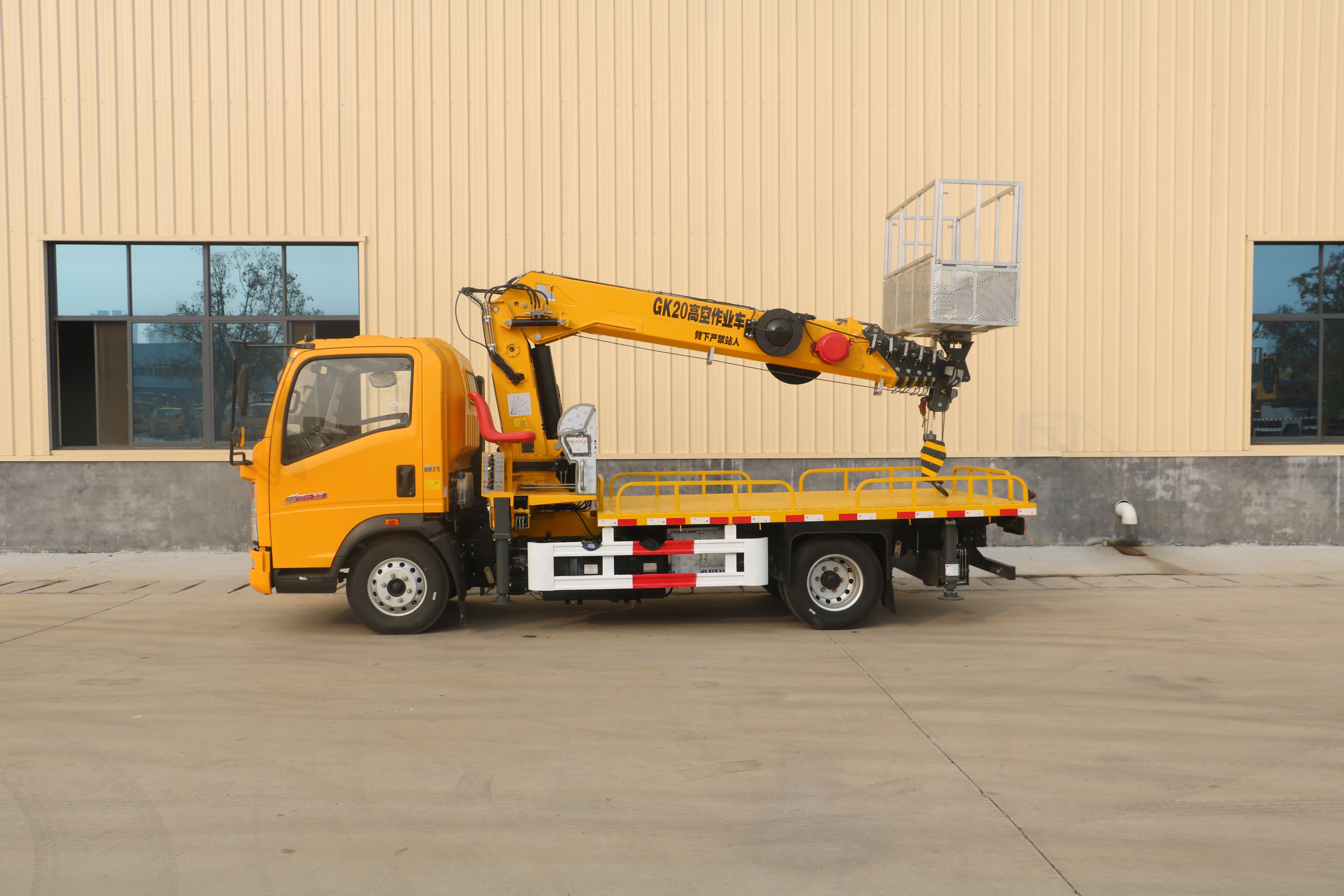 20m Aerial Platform Truck Telescopic Boom Aerial Truck with Basket