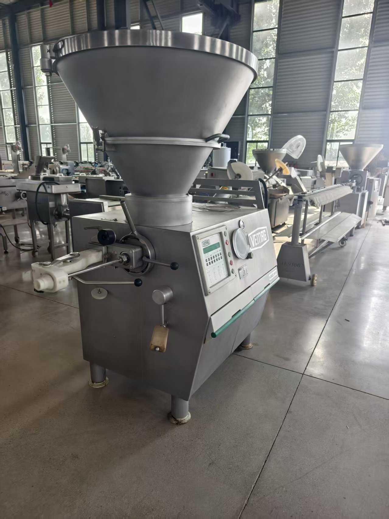 Industrial Frozen Meat Grinder, Unthawed Frozen Block Meat Crushing Machine For Meat Processing Plant