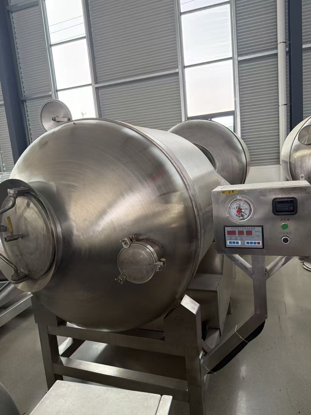 Brand New Vacuum Meat Tumbler, Automatic Variable Frequency Meat Marinating Machine With Hydraulic Tilting Barrel For Steak & Chicken Chop