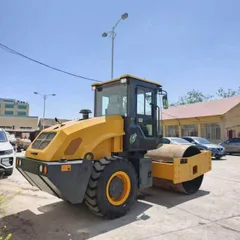 8 Ton Full Hydraulic Single Drum Road Roller, Large Ride-on Soil Compactor For Subgrade Backfill Vibration Compaction