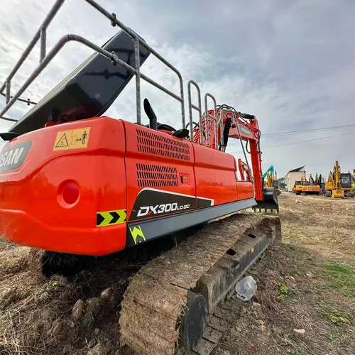 DOOSAN DX300LC-9C Crawler Excavator (Remanufactured High-Quality Unit)