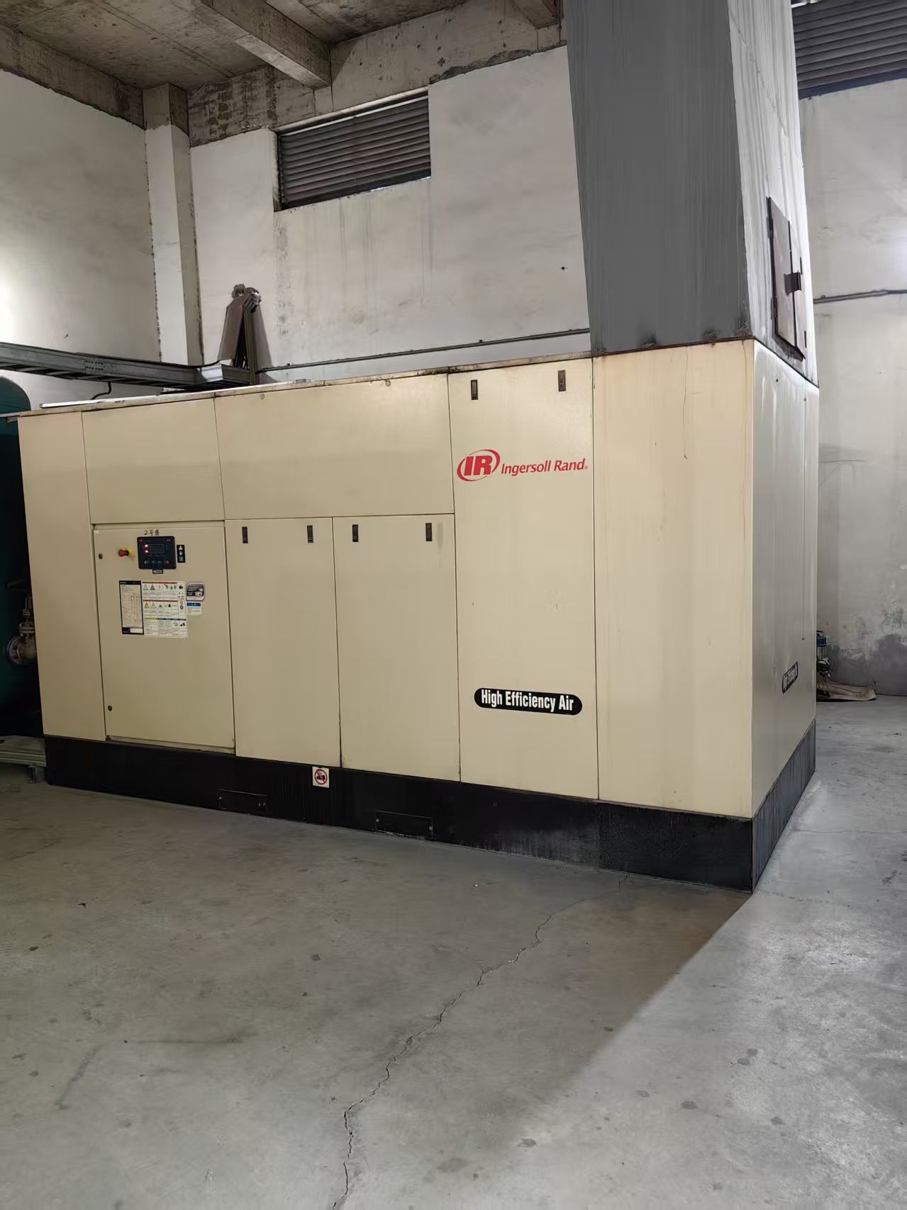 Compresores de aire de tornillo, 5.5kW – 250kW, Presión de trabajo: 8–16 Bar