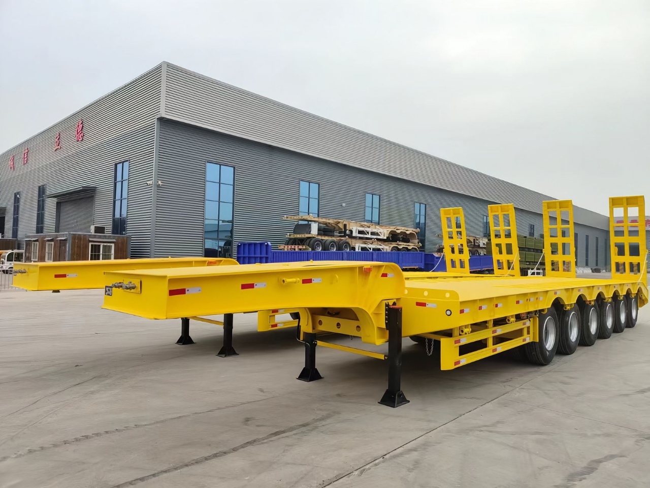 Multi-axle Low-bed Heavy Transport Semi-trailer Custom Axle Number Hydraulic Spring Ramp For Central Asia Wind Power Excavator Haulage