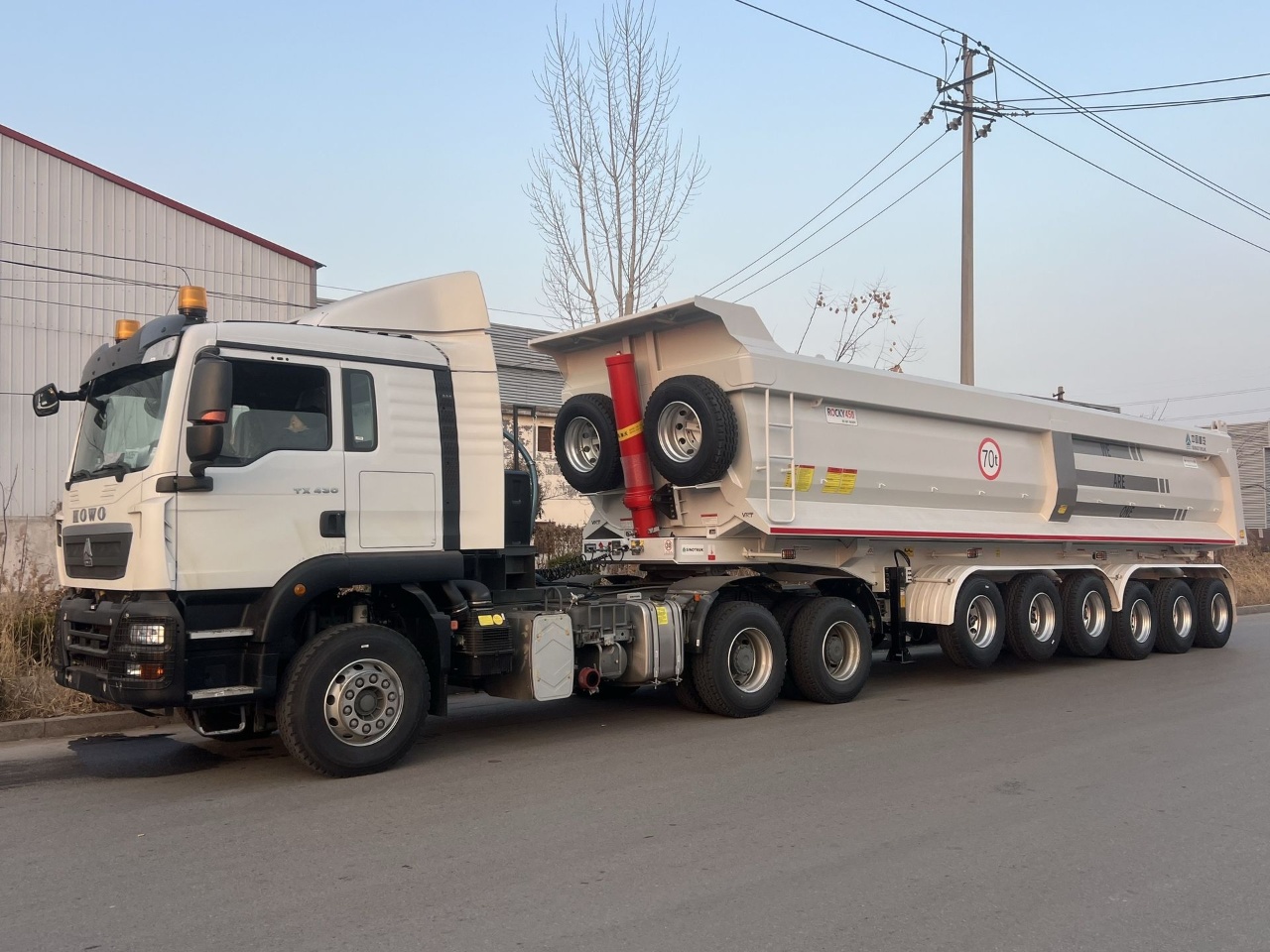 Central Asia & Africa Standard Rear Tipping Dump Semi-trailer Anti-sticky U-box For Bulk Construction Cargo