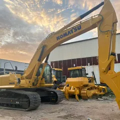 KOMATSU PC300 履带式挖掘机