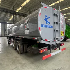 SHACMAN F3000 6×4 Remanufactured Fuel Tank Truck (Russian Standard Flammable Oil Transport Tanker)
