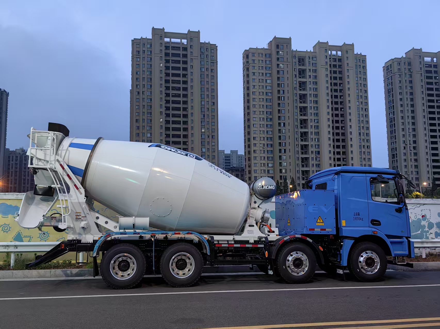 concrete pump trucks