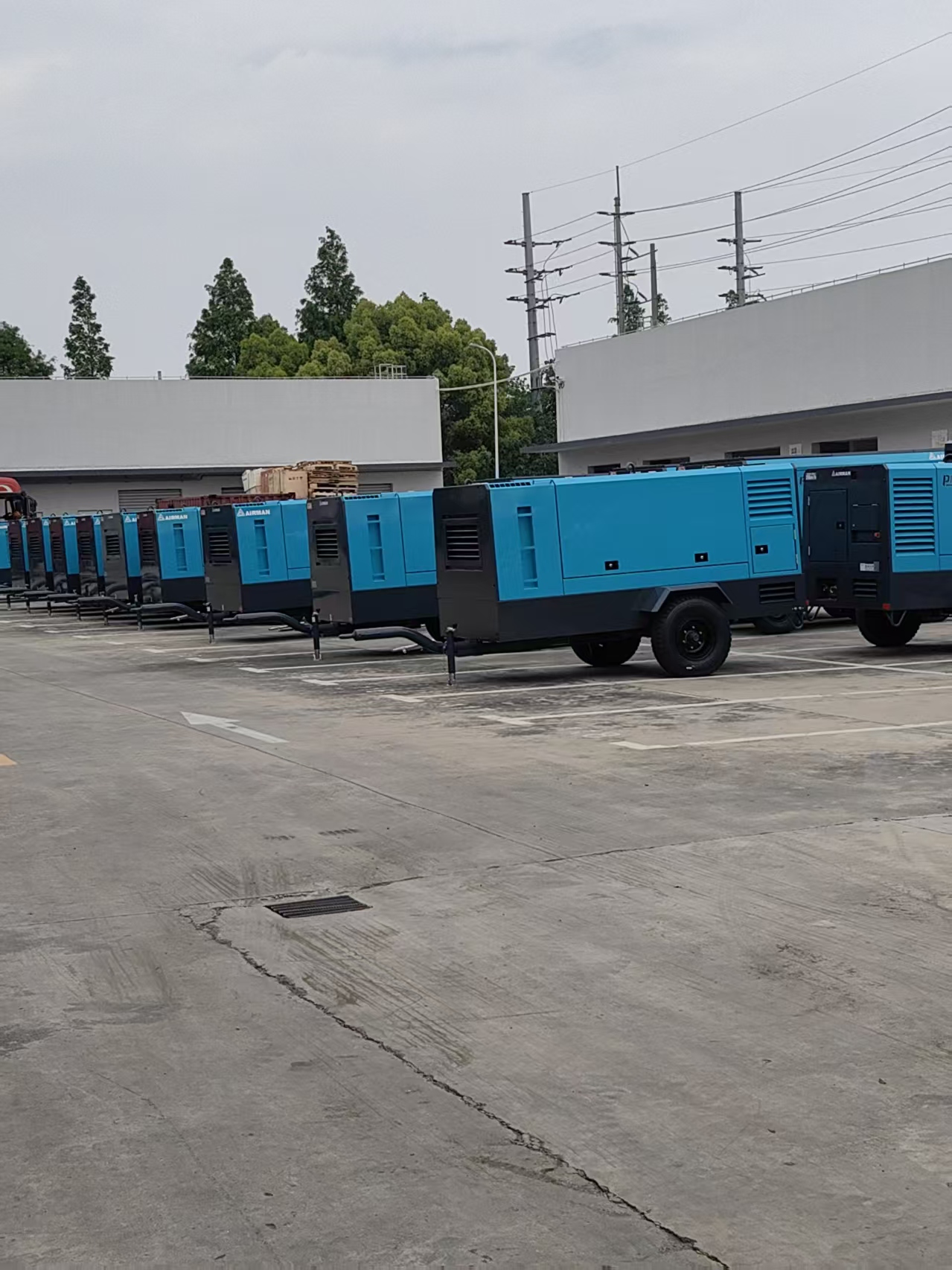 Compresores de aire de tornillo, 5.5kW – 250kW, Presión de trabajo: 8–16 Bar