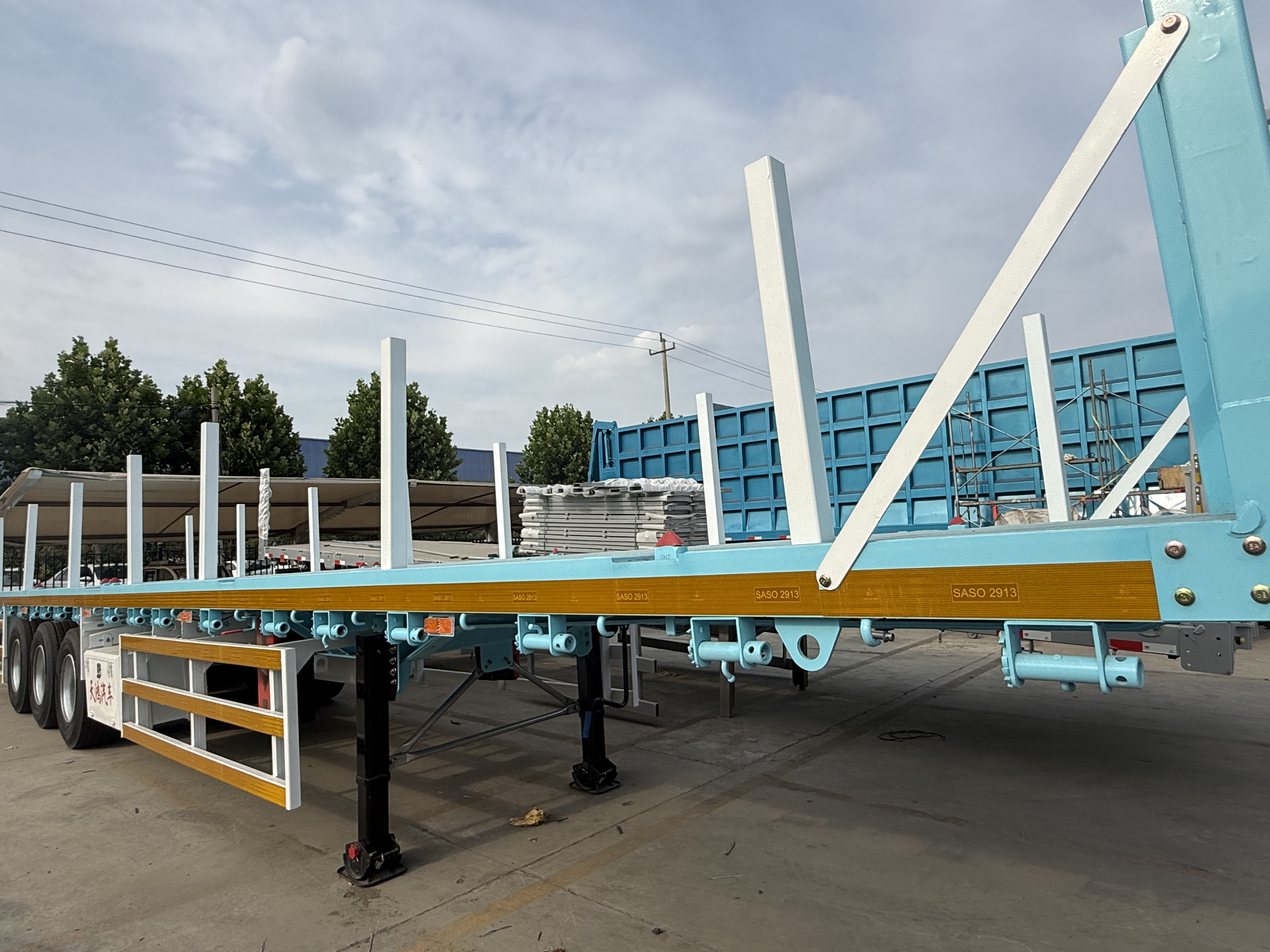 Axle Flatbed Trailer Wilth Columns Wood Log Trailer Timber Trailer Wood Steel Pipe Transport Trailer for Sale