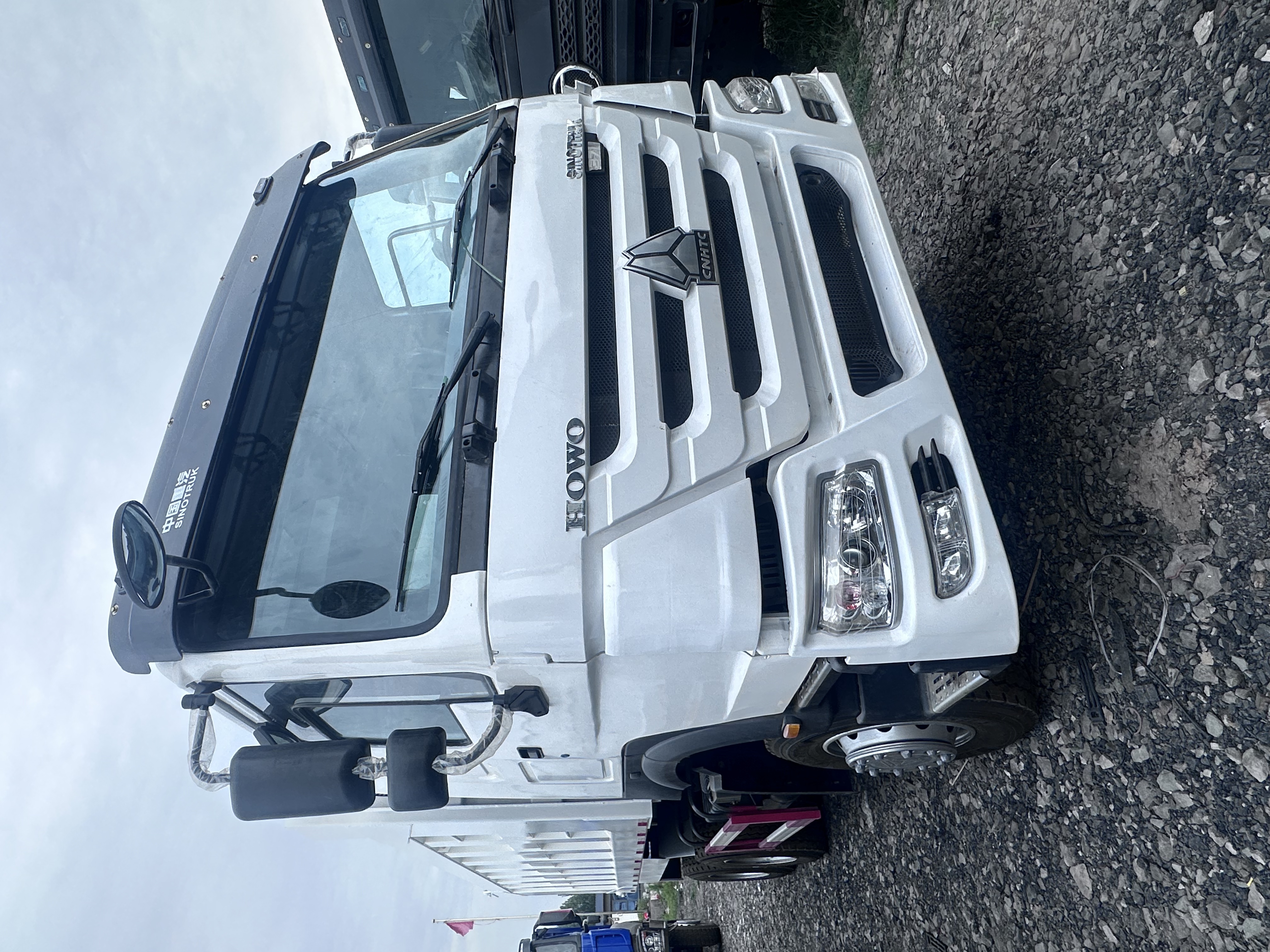 SINOTRUK HOWO 371HP 6×4 Used Tipper Truck For Mine & Construction Earthwork Transportation