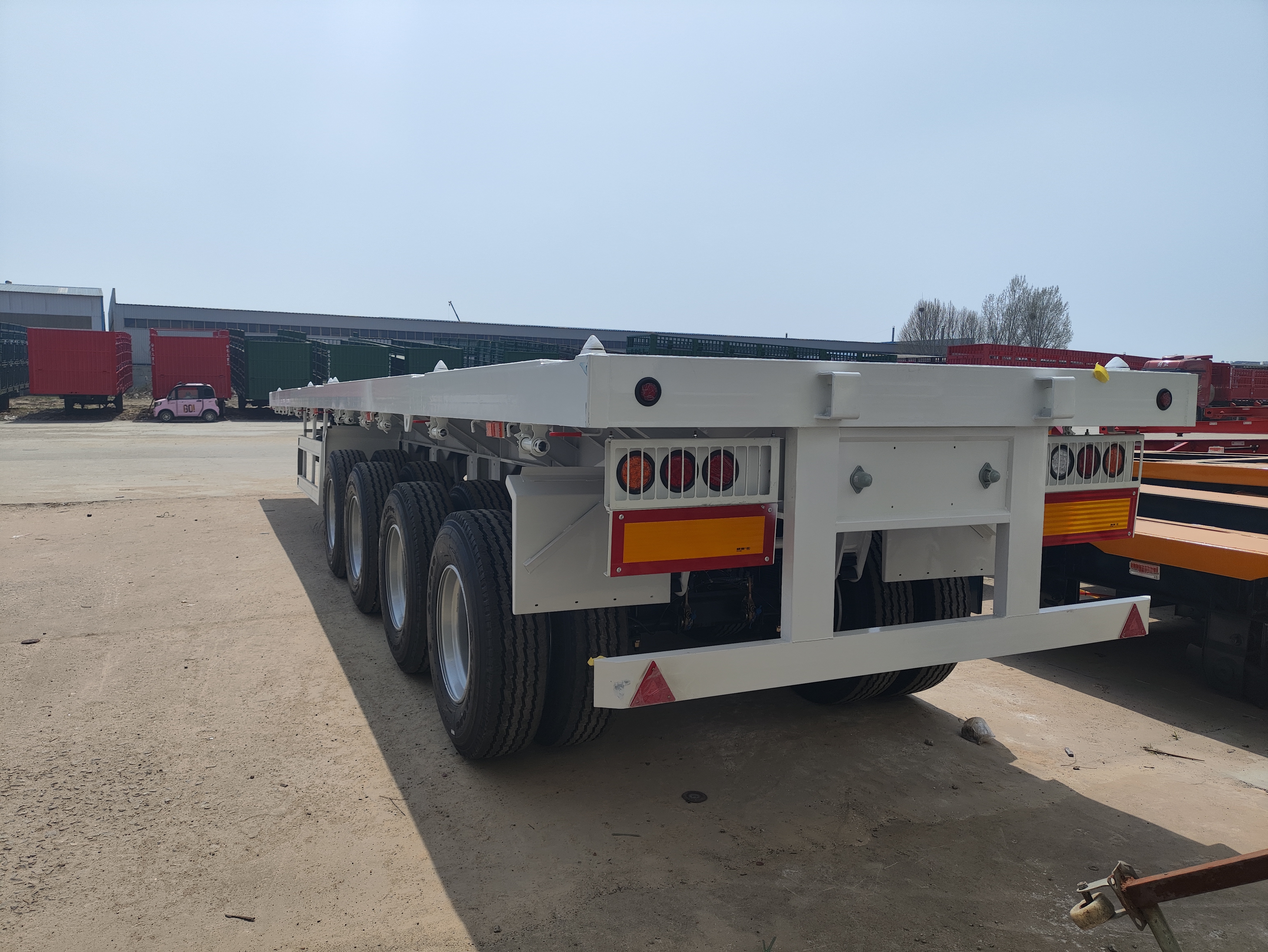 Standard Container Flatbed Trailer 12R22.5 Tires For 20ft/40ft Shipping Container Port Logistics Central Asia Africa