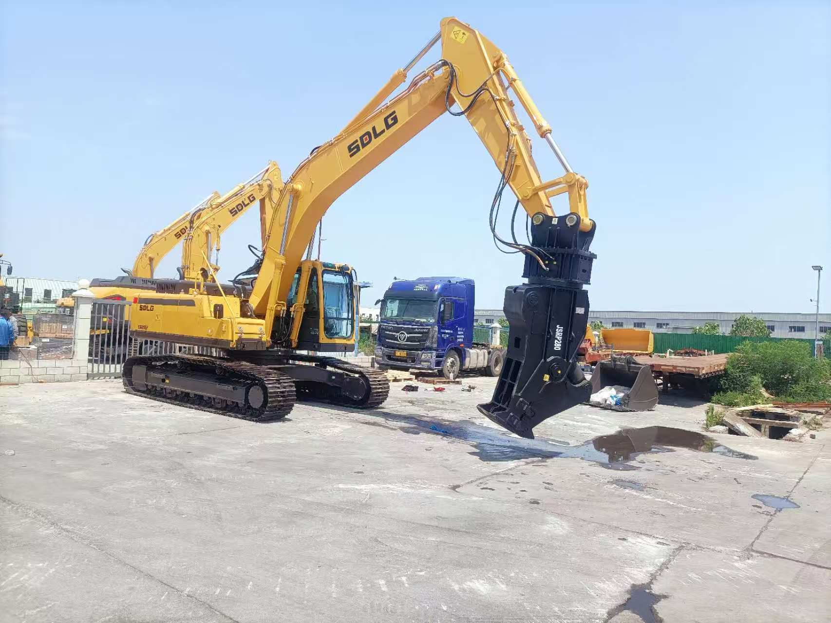 Complete Series Hydraulic Concrete Pulverizer Model 1400/1700/2660 Single Cylinder & Rotary Double Cylinder Fit 20-35 Ton Excavator Demolition Rebar Separation