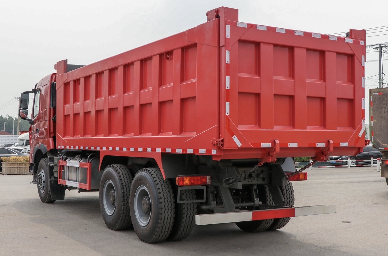 SINOTRUK HOWO T7H 6X4 Remanufactured Dump Truck