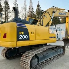 Komatsu PC300 crawler hydraulic excavator