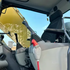 Komatsu PC300 crawler hydraulic excavator