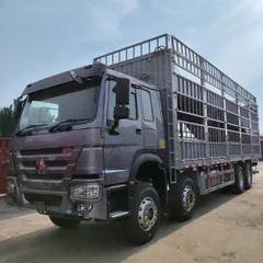 9.6m شاحنة مواشي بطابقين برفع كهربائي 9.6×2.55×4m باب خلفي ثنائي الغرض (مفصلي وساقط) لنقل الأبقار والخيول