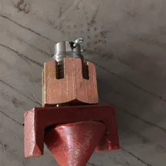 Mushroom Twist Lock