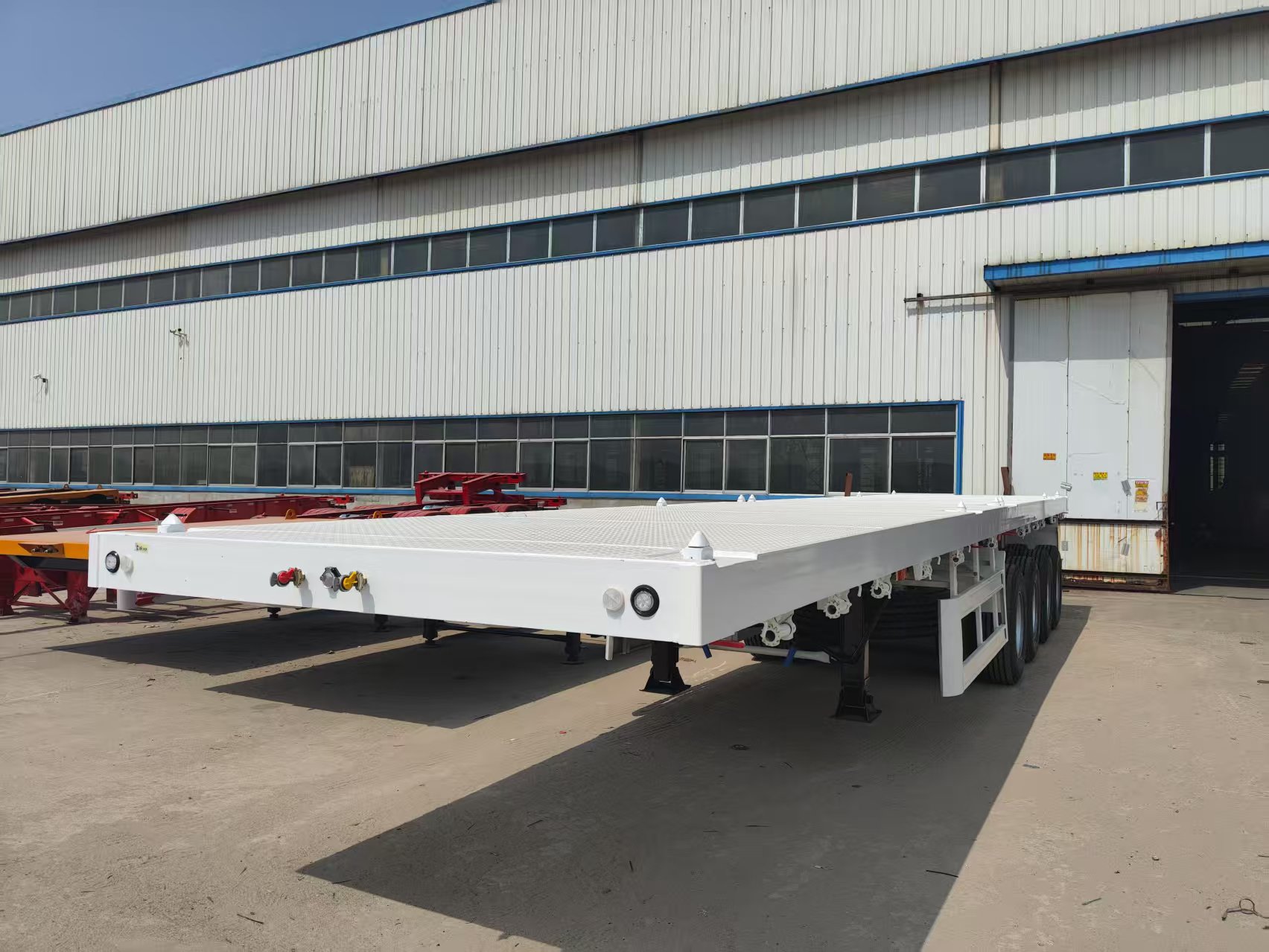 Standard Container Flatbed Trailer 12R22.5 Tires For 20ft/40ft Shipping Container Port Logistics Central Asia Africa