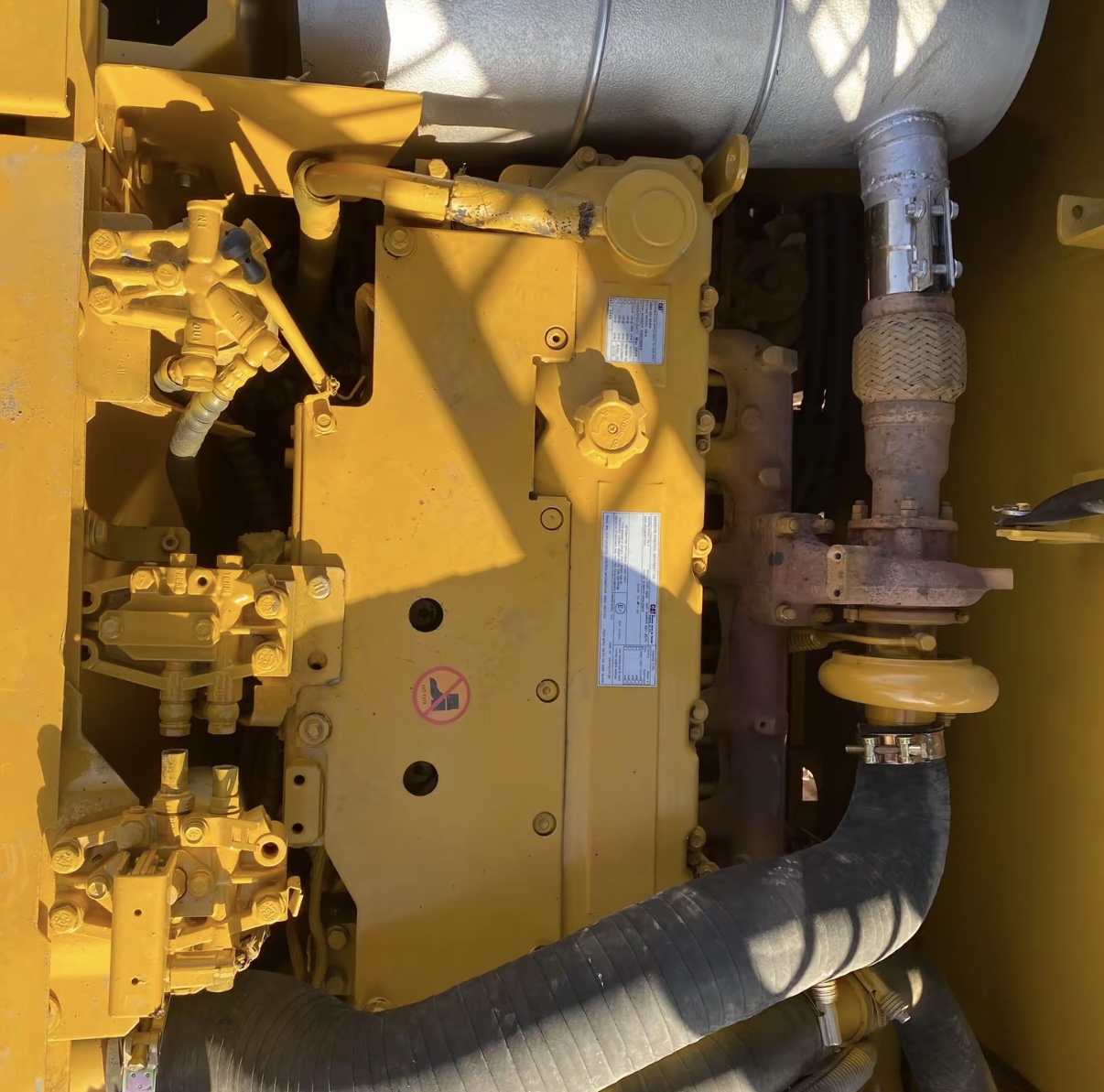 CATERPILLAR 320D2L Remanufactured Crawler Excavator