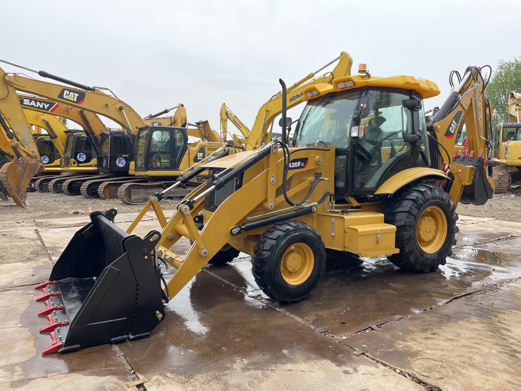 CAT 420F2 Backhoe Loader