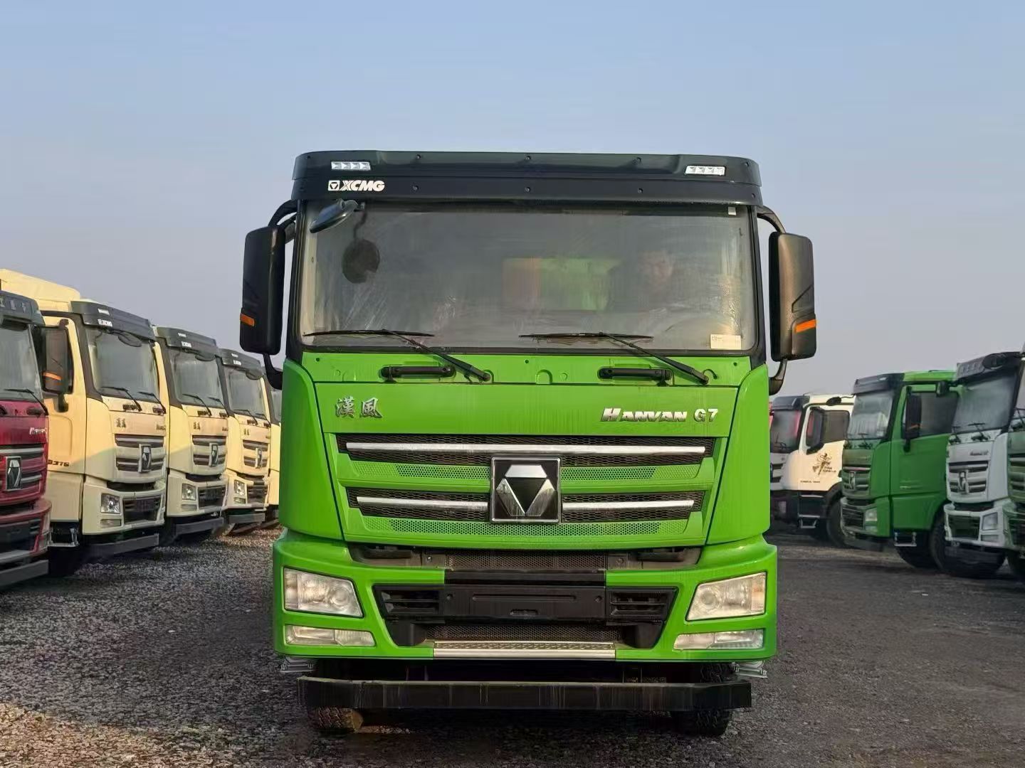 XCMG Hanvan G7 Stock Dump Truck 7.6m U-shape Cargo Box Weichai 430HP For Mine Muck Transport