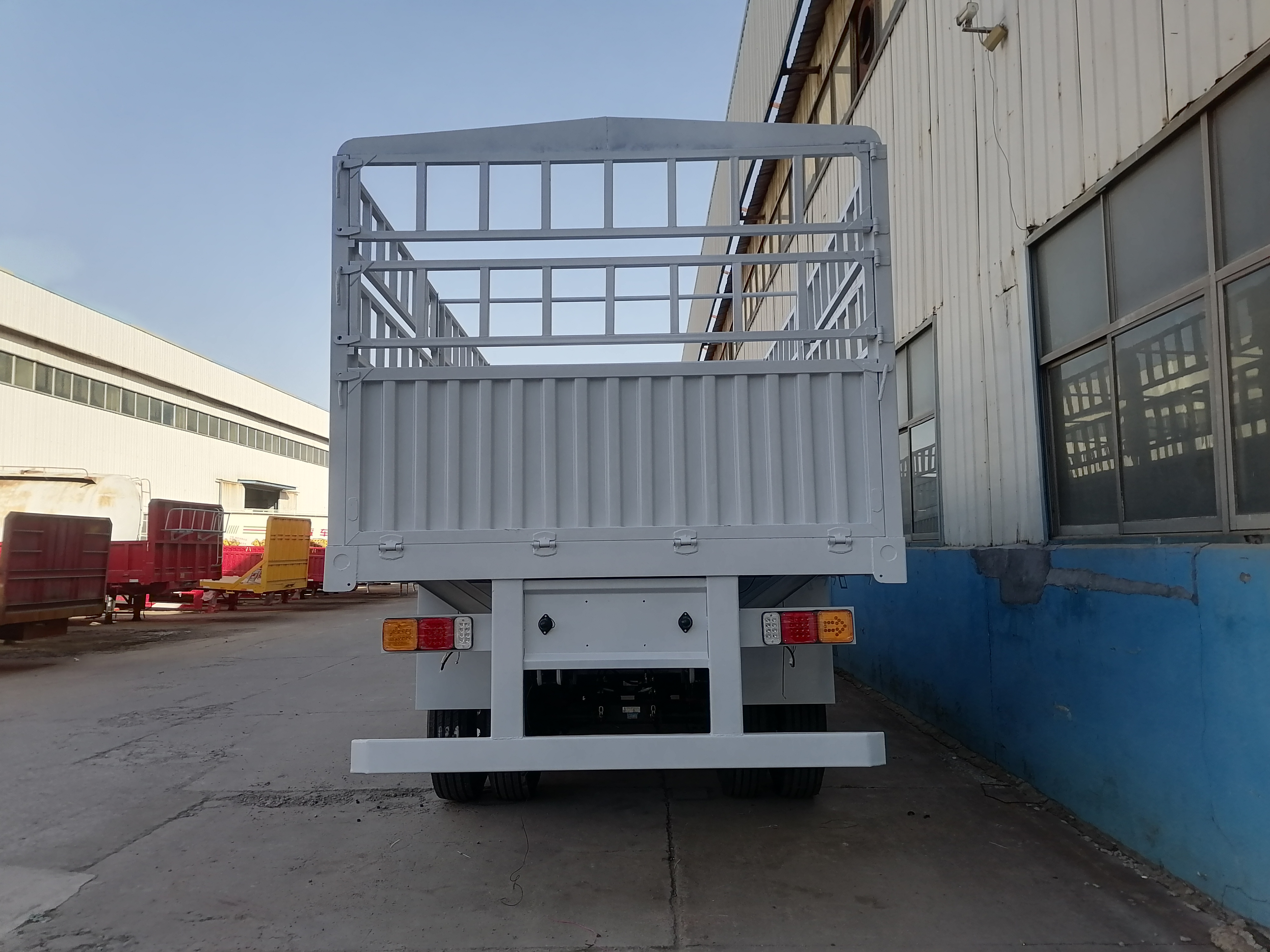 Utility Bulk Cargo Mini Fence Truck Draw Bar Semi Trailer Animals Truck Trailer