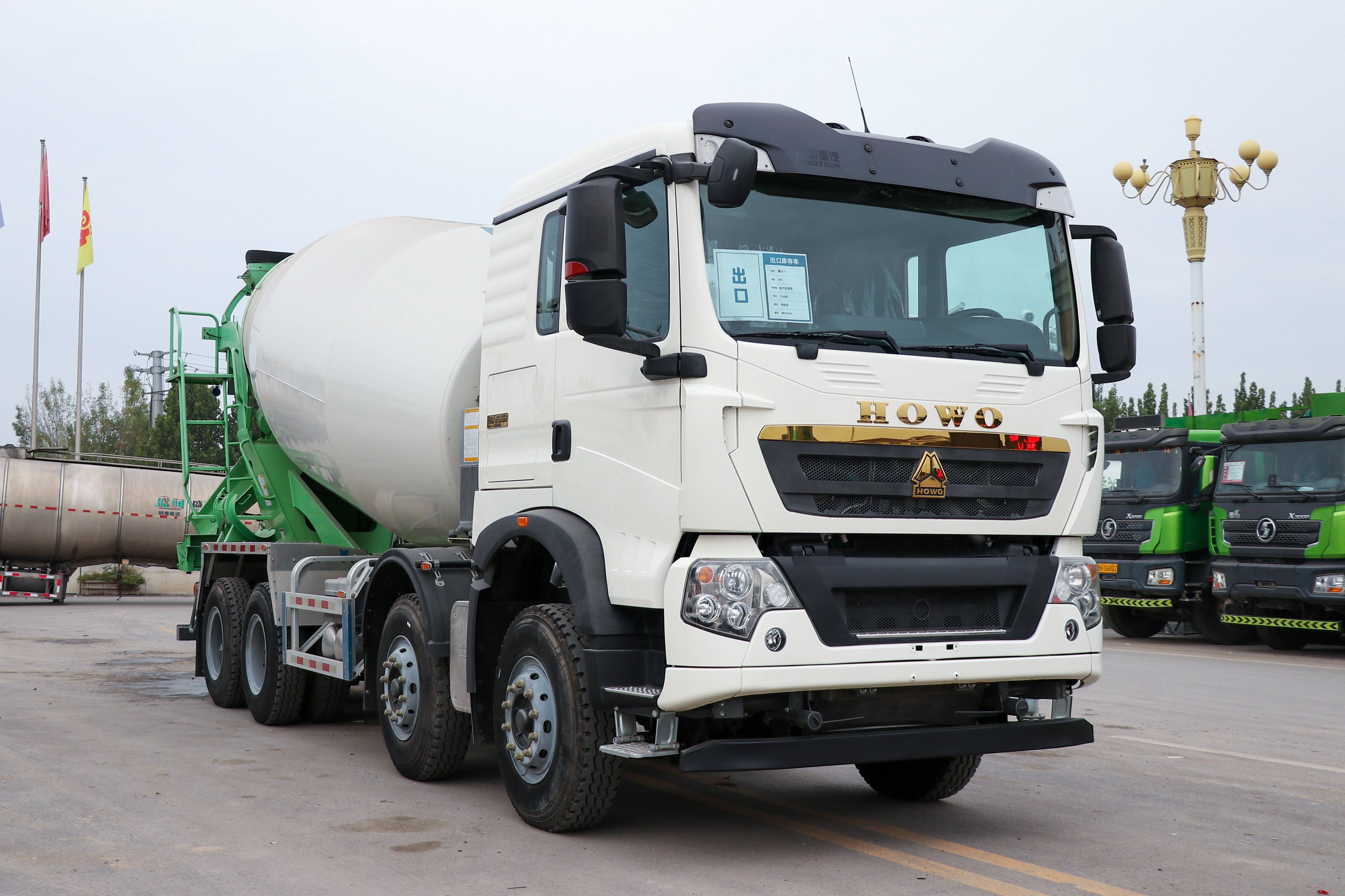 Howo 8×4 Concrete Mixer Truck