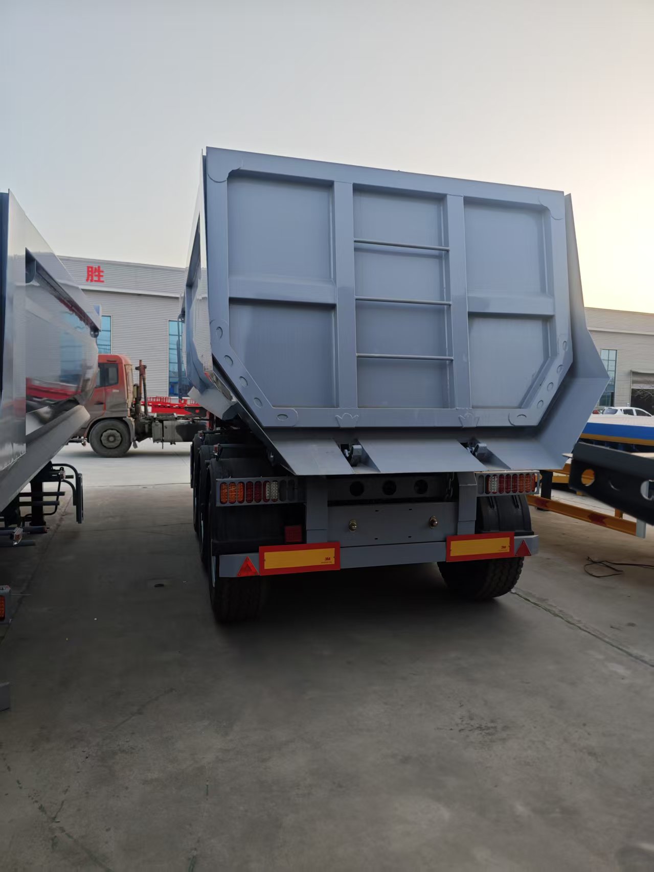 Heavy Duty 3-Axle U-Shape Tipper Steel Semi Trailer 40 Ton for Sand and Aggregate Transport Factory Price
