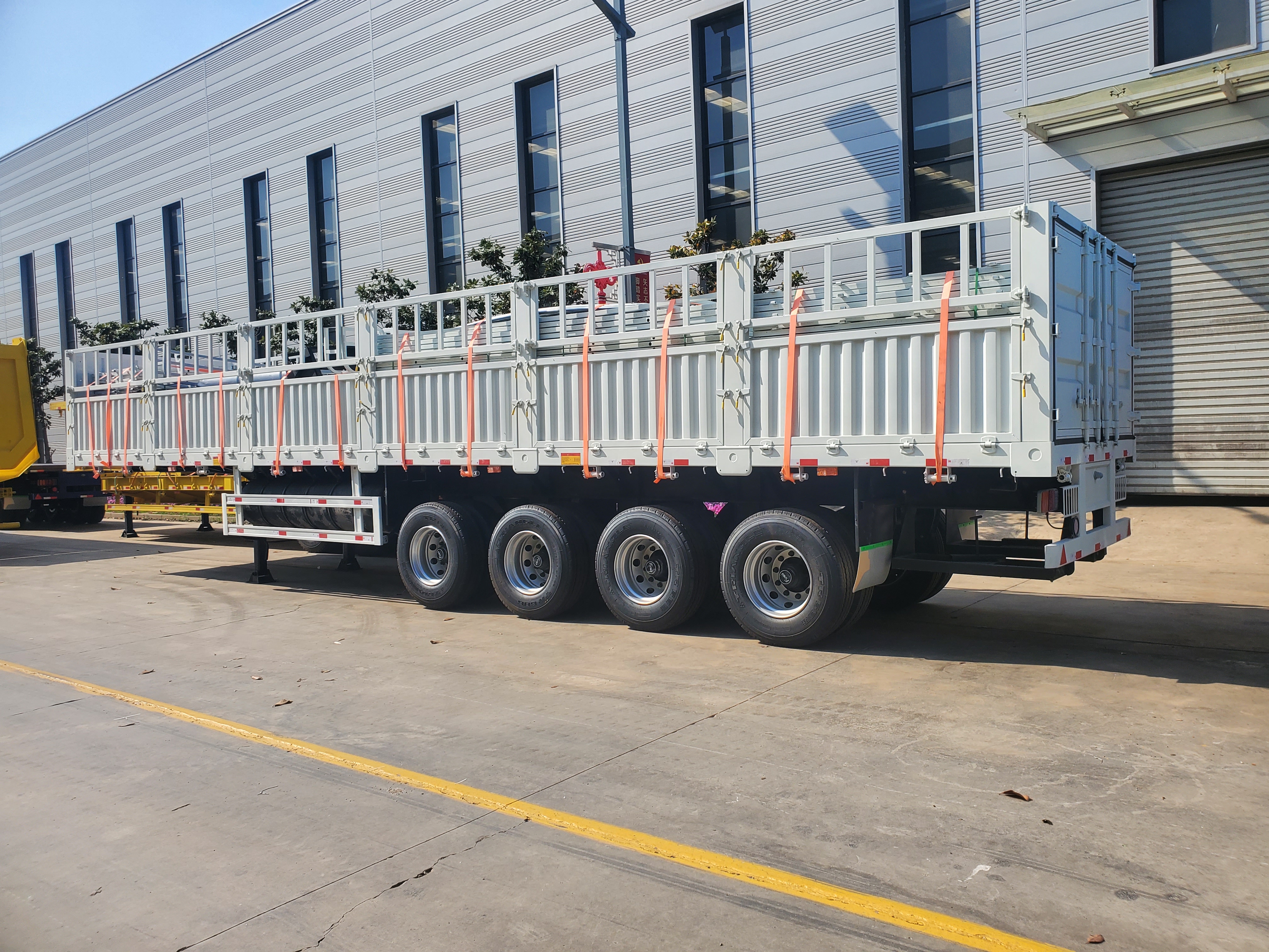 Utility Bulk Cargo Mini Fence Truck Draw Bar Semi Trailer Animals Truck Trailer